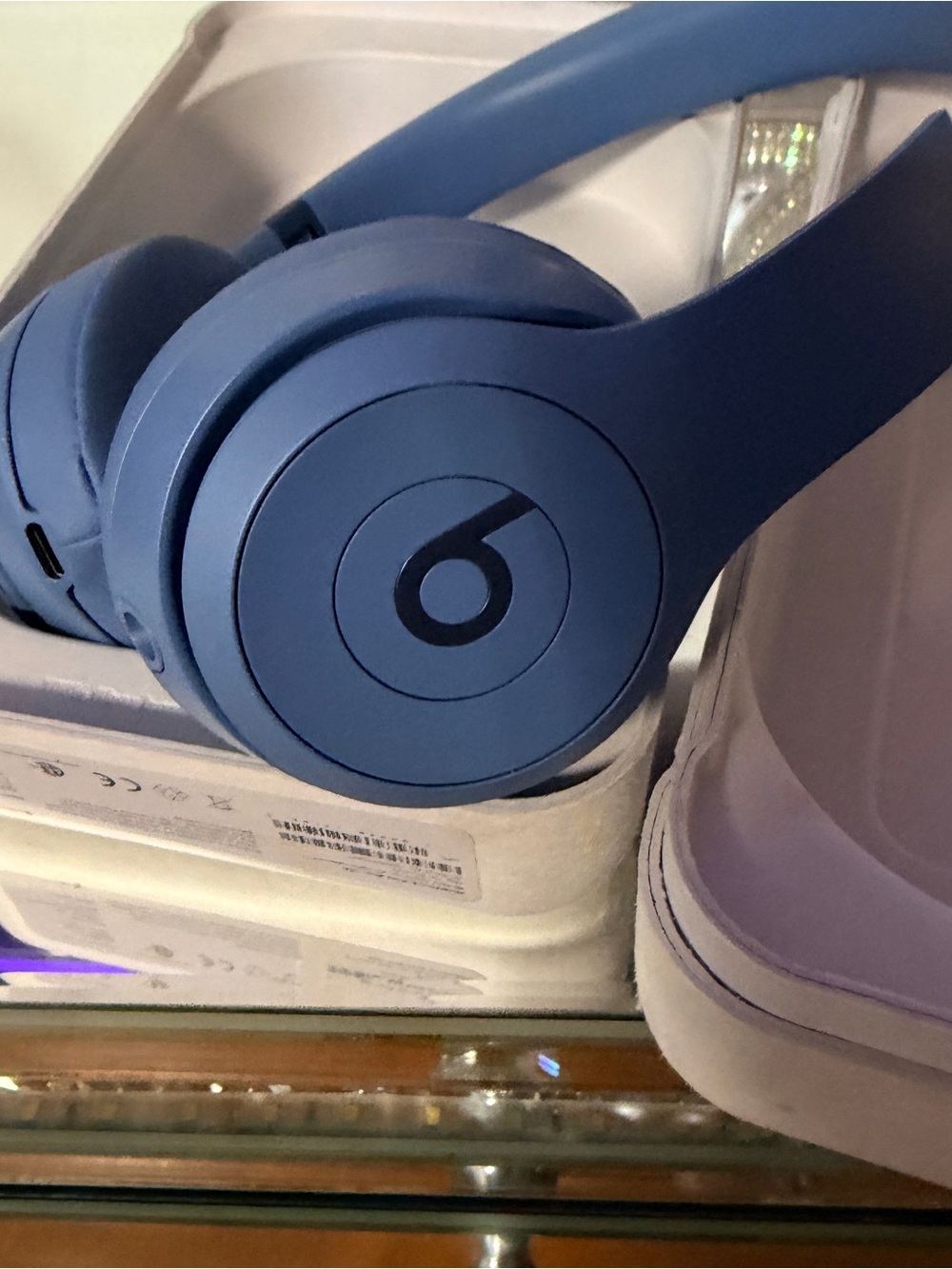 Beats Headphones in Blue - Wireless Comfort & Clear Sound